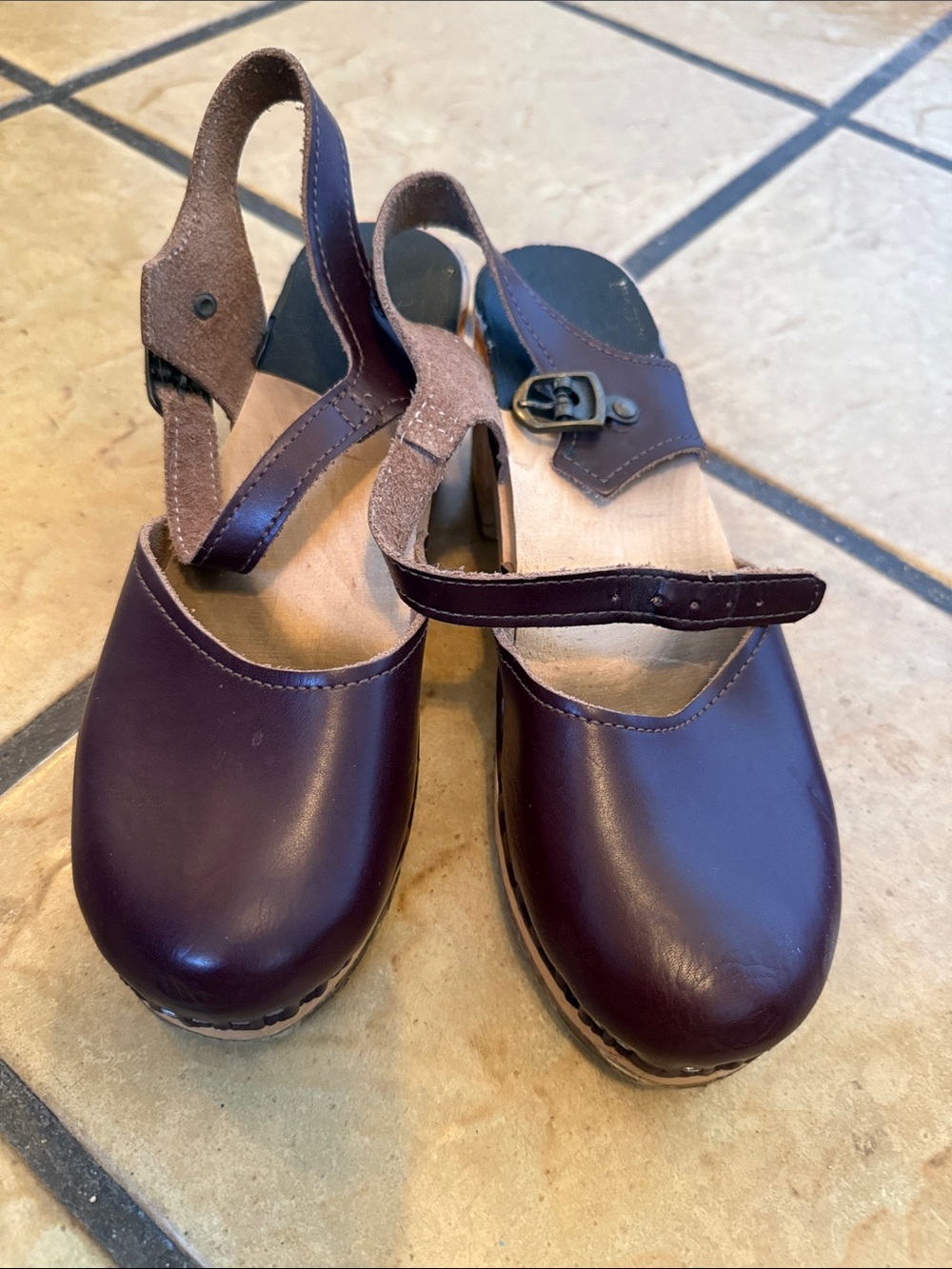 Women’s Slingback Clog Mules in Deep Burgundy/ brown
